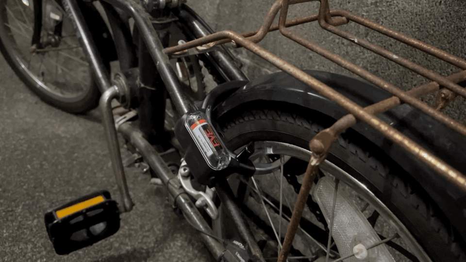 Image in a image block