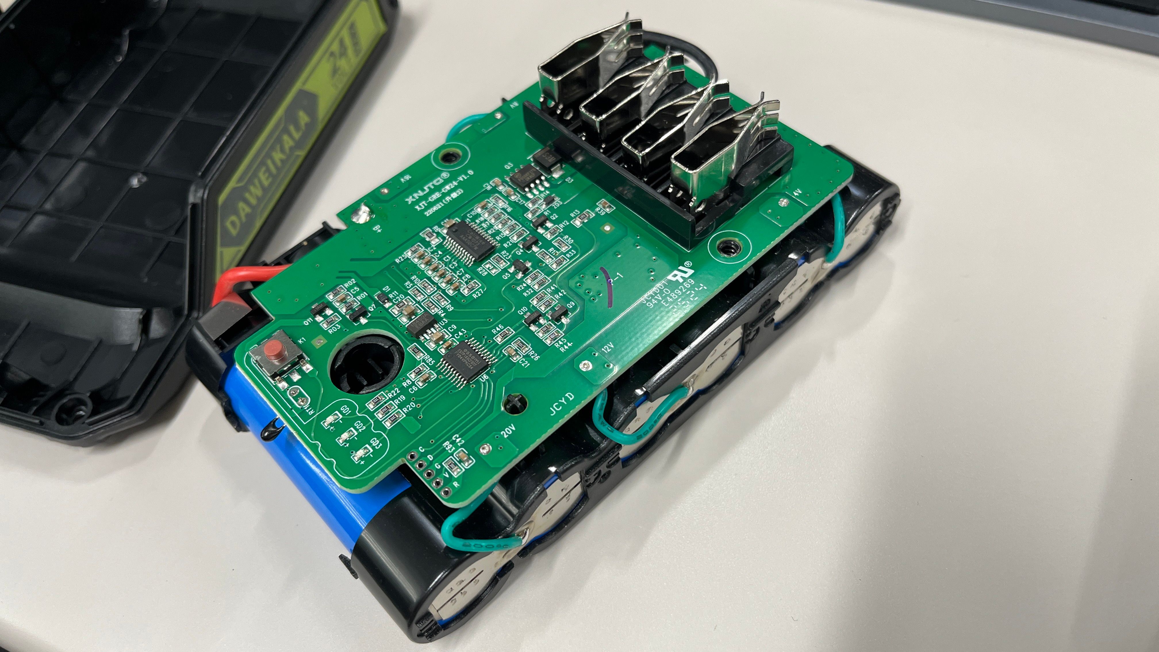 Image in a image block